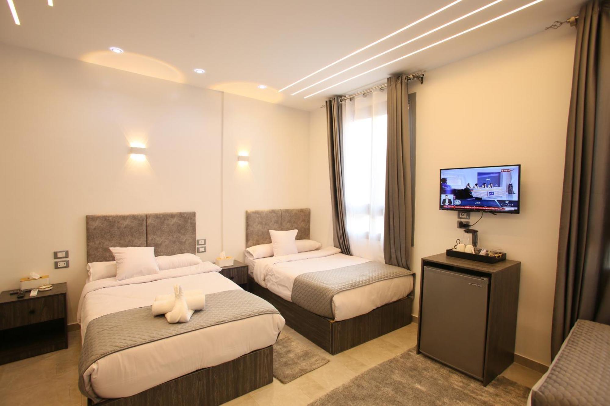 Capital Hotel 3*