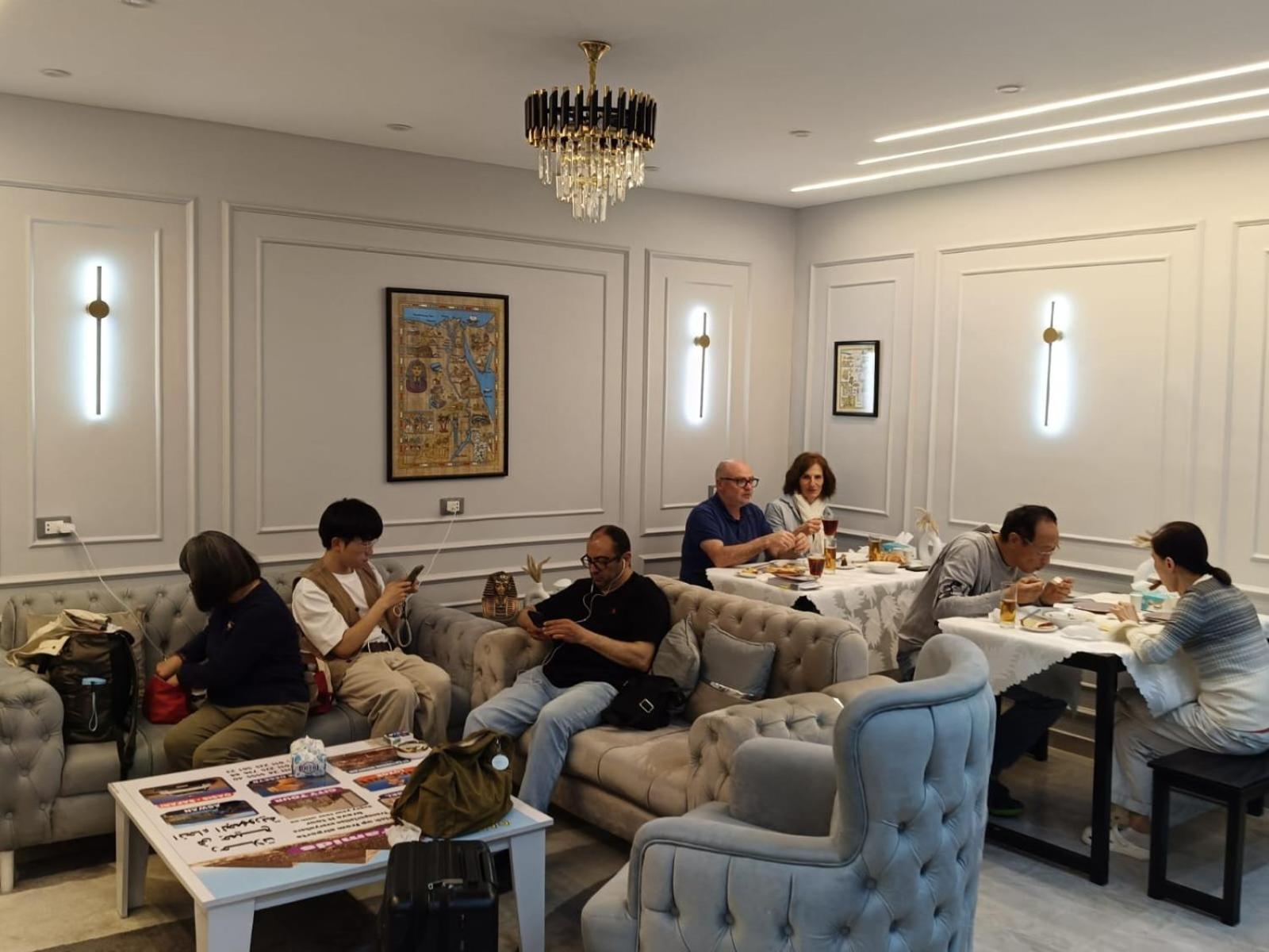 Hotel Capital 3*